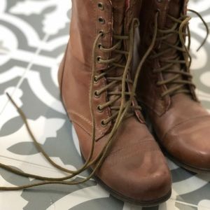 Women’s Combat Boots